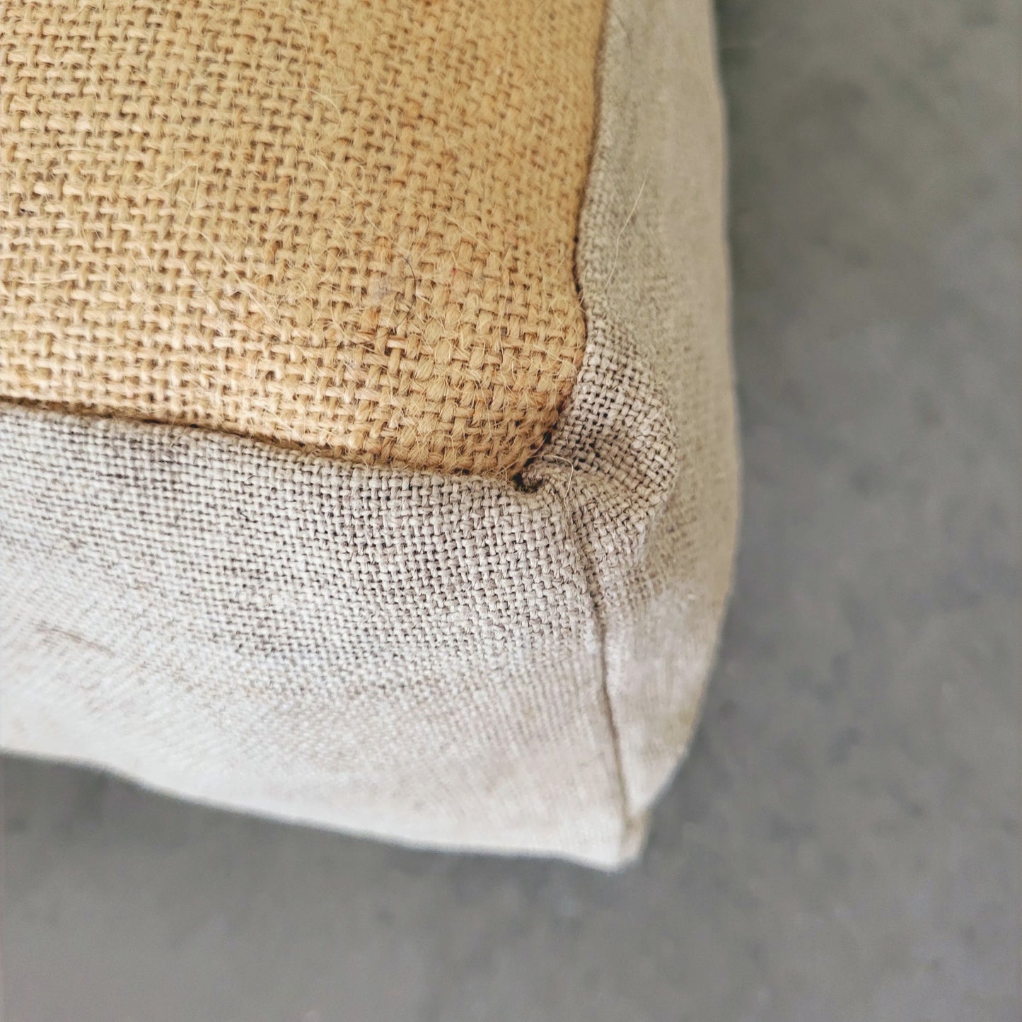 Linen cru pouf